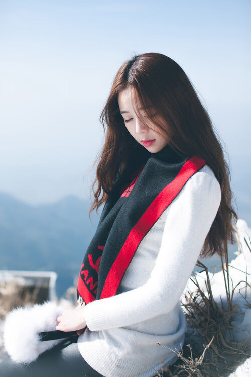 当F1赛道上演卡塞米罗式防守,红牛中场绞杀如何锁死巴林揭幕战?